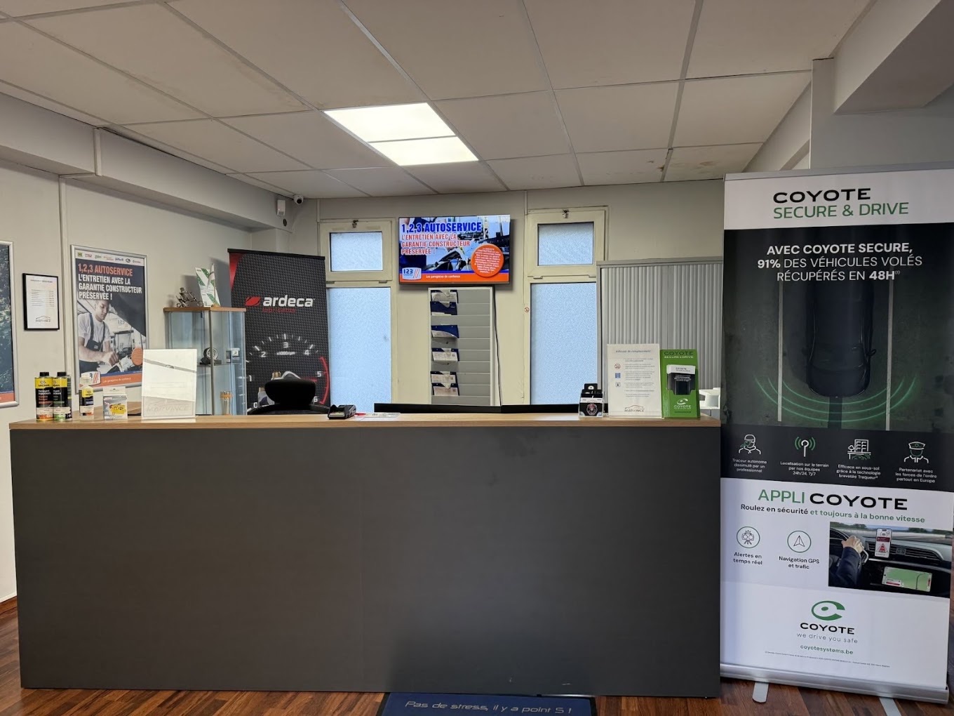Comptoir d’accueil du Garage Marvince